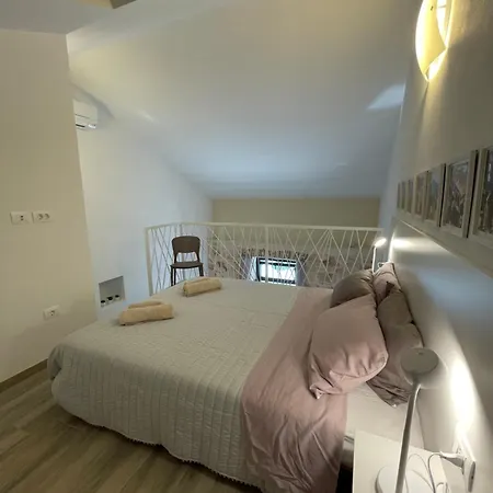 דירה Charming Seaside Flat